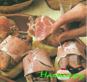 Перепелки с виноградом (4 порции) Перепелки с виноградом (4 порции)