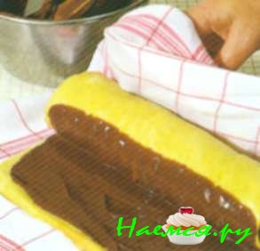 Рождественский рулет с шоколадом Рождественский рулет с шоколадом