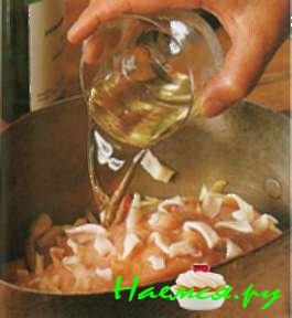 Жареная телятина. Фрикасе со щавелем (6 порций) Жареная телятина. Фрикасе со щавелем (6 порций)