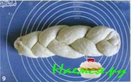 Плетенка из трех жгутов Плетенка из трех жгутов