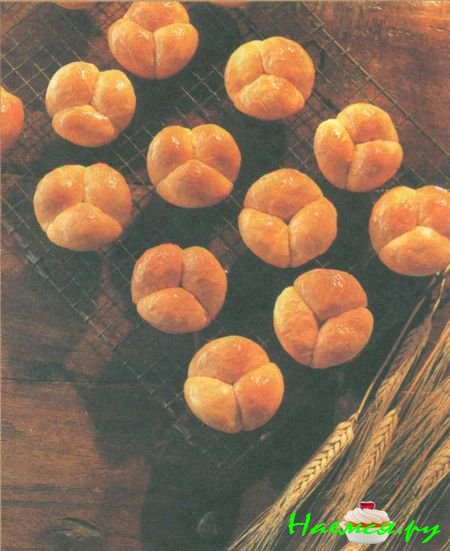 Булочки «Листок клевера» Булочки «Листок клевера»