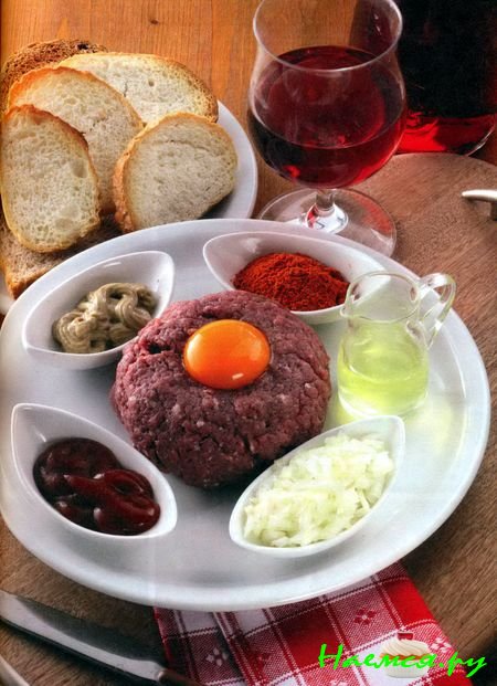 Татарский бифштекс Татарский бифштекс