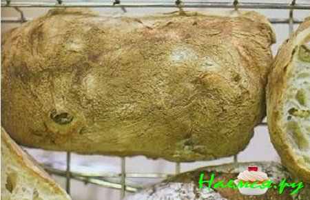 Хлеб с зелеными оливками Хлеб с зелеными оливками