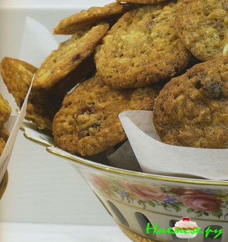 Печенье с клюквой и белым шоколадом Печенье с клюквой и белым шоколадом