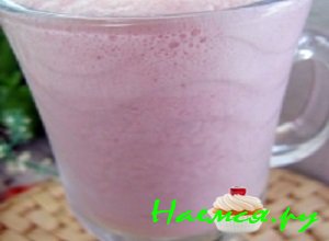 Готовый рисовый напиток разлить по стаканам и желательно немного охладить Готовый рисовый напиток разлить по стаканам и желательно немного охладить