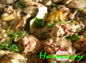 Выложить печень на сковороду и хорошенько обжарить Выложить печень на сковороду и хорошенько обжарить