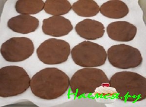 Застелить формочкуу Застелить формочкуу