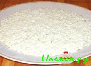 Далее следует слой из яичных белков Далее следует слой из яичных белков