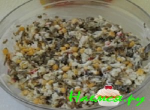 Хорошенечко перемешать приготовленный салат Хорошенечко перемешать приготовленный салат