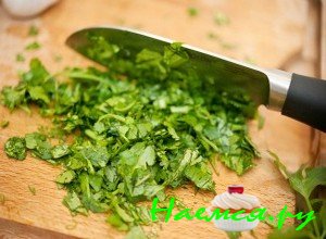 Измельчите петрушку Измельчите петрушку