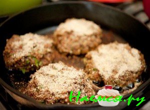 Поджарьте котлетки Поджарьте котлетки