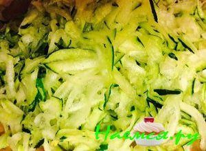 Натрите цуккини на тёрке - фото Натрите цуккини на тёрке - фото