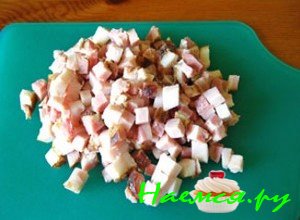 Нарежьте бекон кубиками - фото Нарежьте бекон кубиками - фото