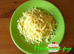 Потрите сыр на тёрке - фото Потрите сыр на тёрке - фото