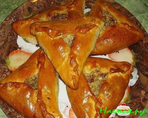 Треугольные пирожки с мясом Треугольные пирожки с мясом
