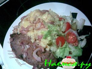 Быстрый ужин с говяжьим стейком и кус-кус Быстрый ужин с говяжьим стейком и кус-кус