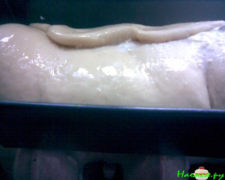 Дрожжевой рулет-пирог с творожной прослойкой