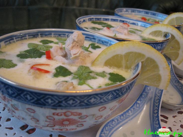 Суп куриный на кокосовом молоке