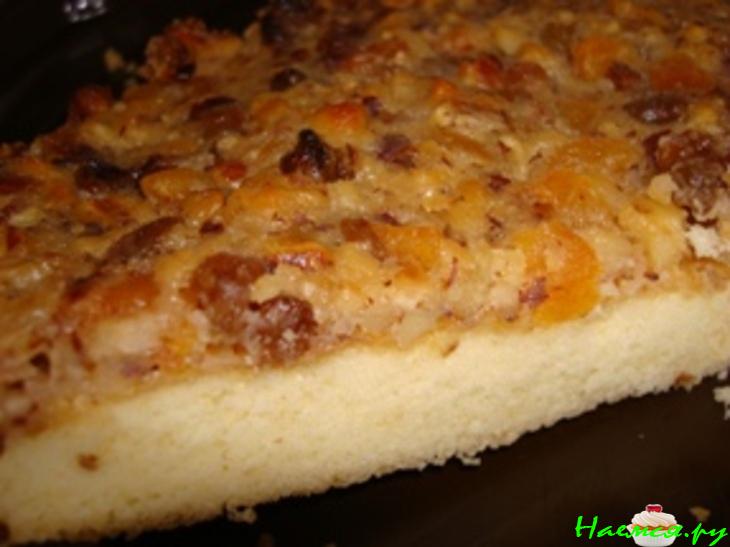 Пирог с орехами и курагой Пирог с орехами и курагой