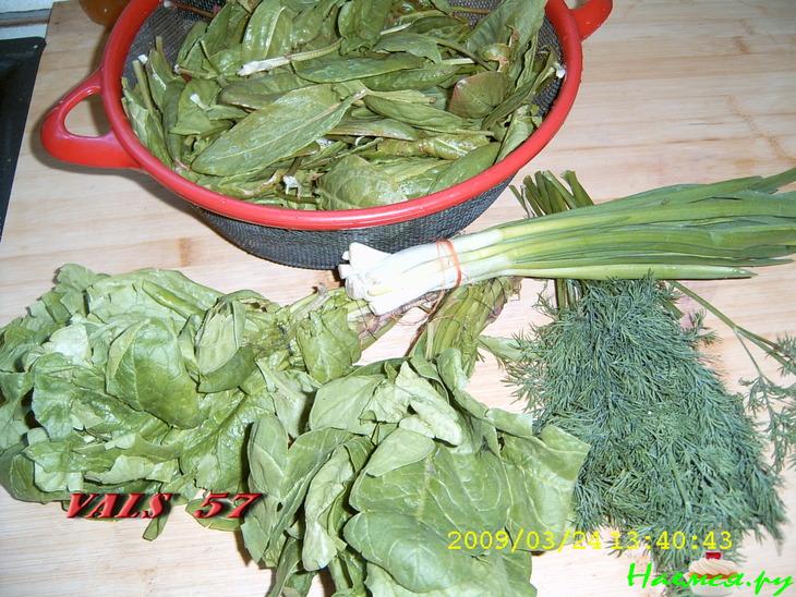 Зеленый борщ с телячьими хвостами