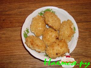 Котлетки куриные с плавленным сыром