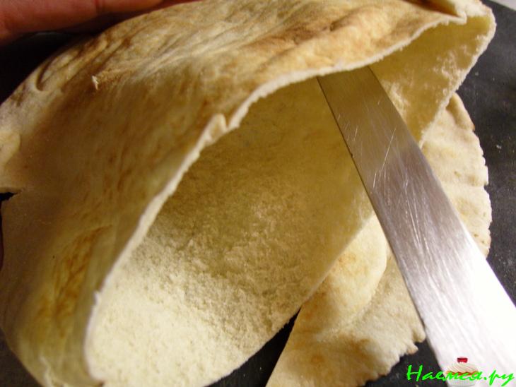 Арабский хлеб & мясо GYROS