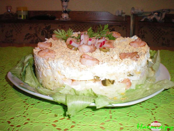 Салат с креветками слоеный Салат с креветками слоеный