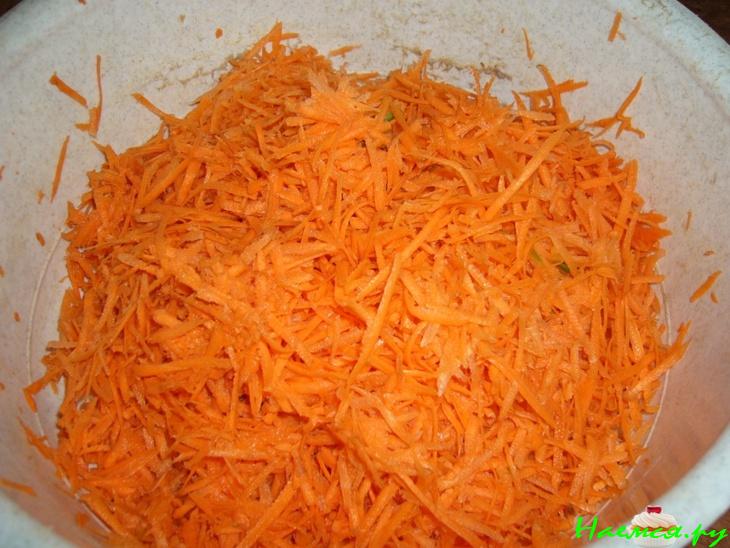 Баклажаны фаршираванные морковью Баклажаны фаршираванные морковью