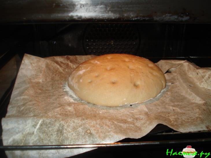 Хлеб домашний "У Мюллера под колпаком" Хлеб домашний "У Мюллера под колпаком"