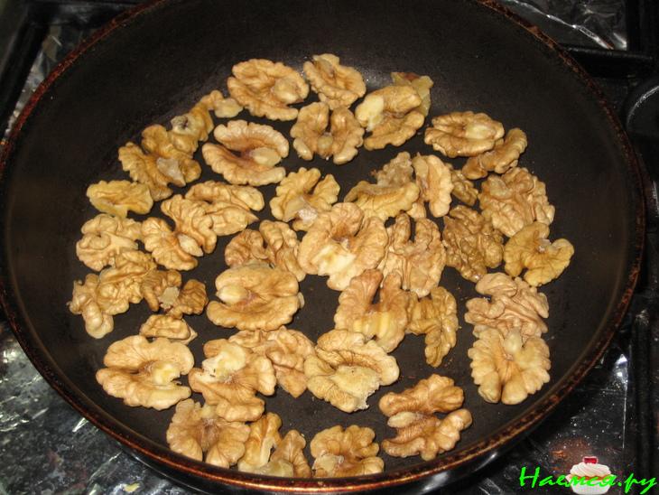 Грецкие орехи в карамели