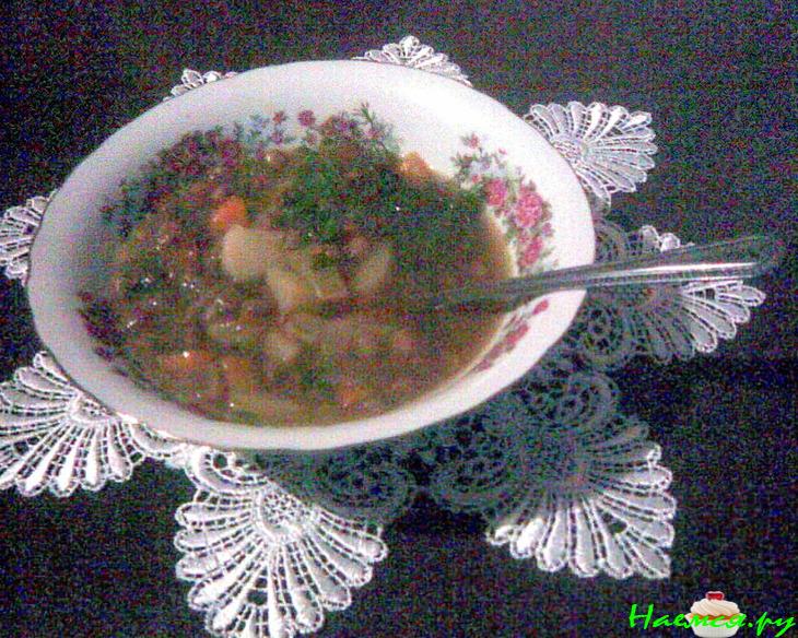 Густой постный суп с чечевицей, черносливом и имбирем