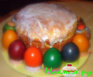 Кулич заварной с изюмом и курагой