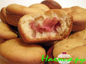 Маффин с клубникой