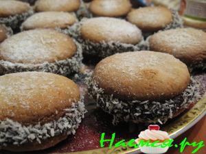 Печенье с шоколадной прослойкой Печенье с шоколадной прослойкой