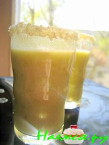 Суп-пюре куриный с цуккини и пармезаном