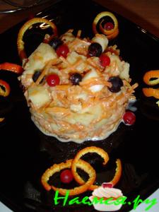 Салат фруктовый "Наслаждение" с медом