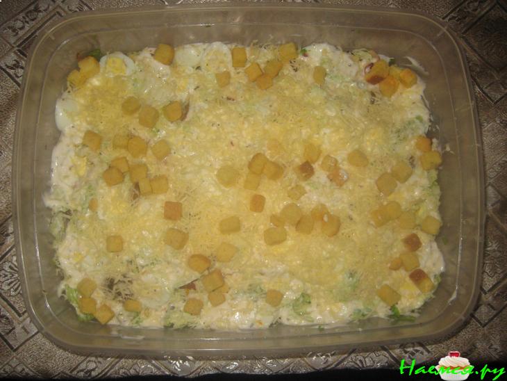Салат "Цезарь" с пекинской капустой Салат "Цезарь" с пекинской капустой
