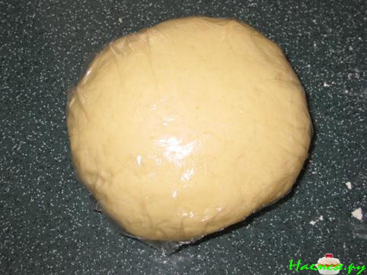 Фруктовый пирог с посыпкой