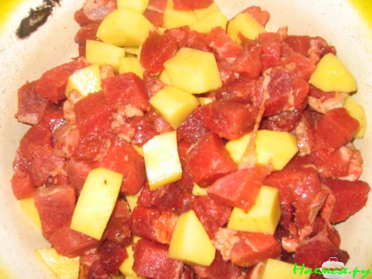 Свинина в горшочке Свинина в горшочке