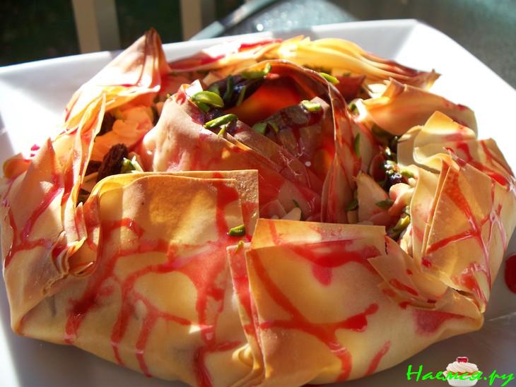 Вариант яблочного пирога из теста фила !!!