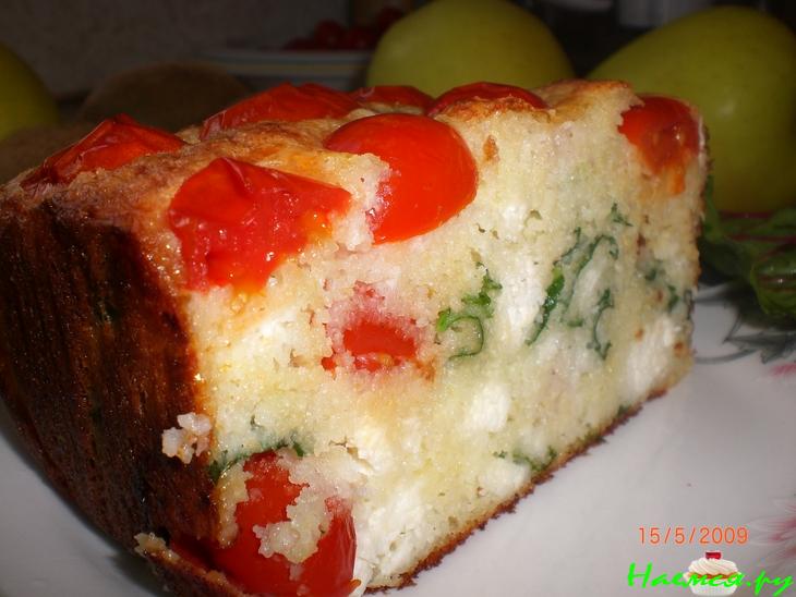 Сыр-p-pный хлебушек с базиликом и помидорами черри