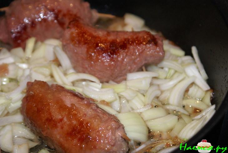 Рулеты из телятины с клюквой