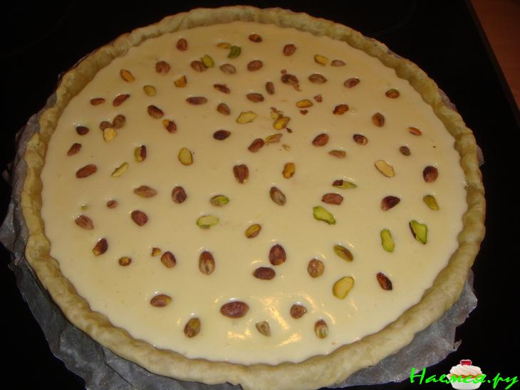 Пряный апельсиновый пирог с фисташками