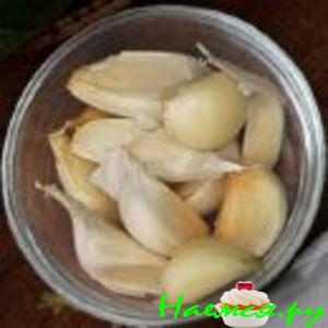 Чеснок в вине и меде Чеснок в вине и меде