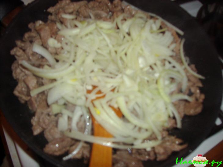 Говядина со шпинатом в хлебе!