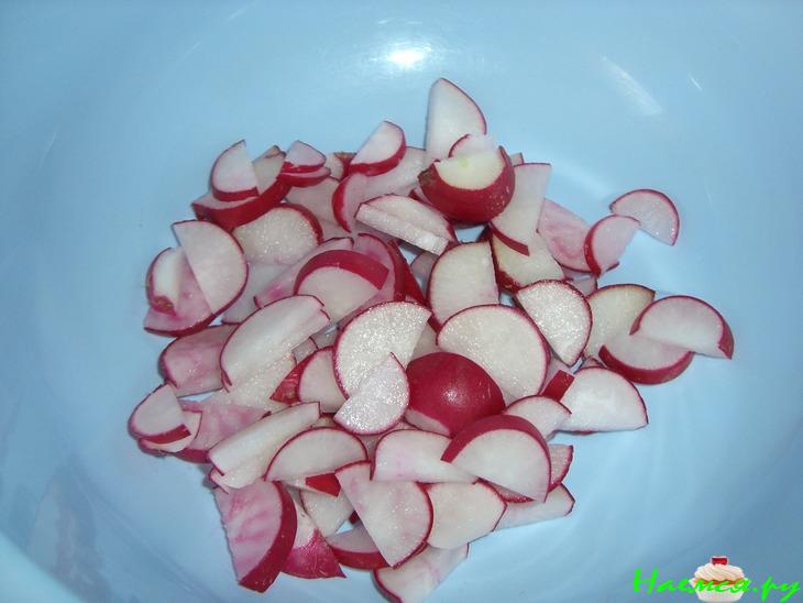 Салатик с тунцом и редиской Салатик с тунцом и редиской