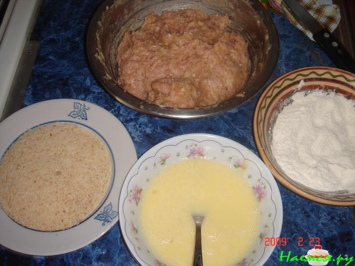 Котлеты из курятины и телятины