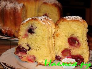 Лимонно-вишнёвый пирог из дрожжевого теста