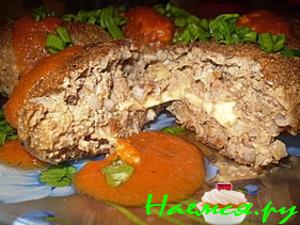 Печеночные котлетки под саусом