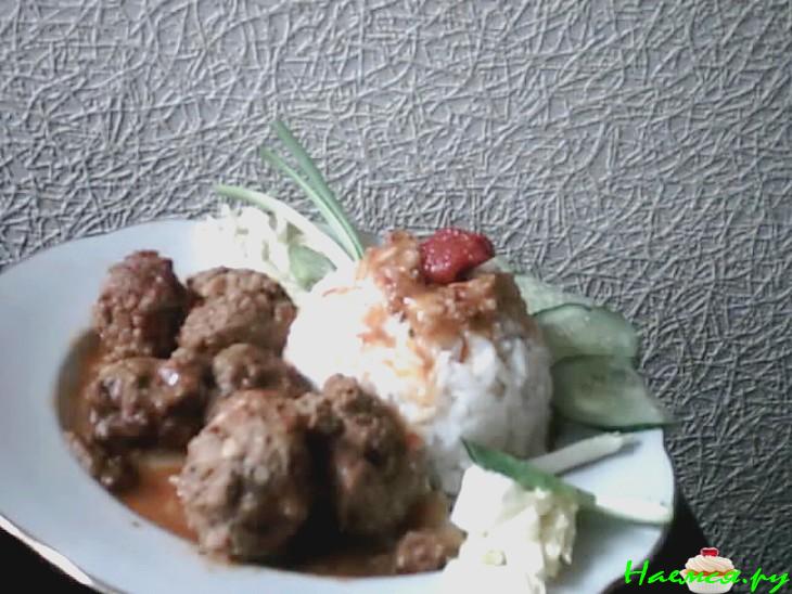 Тефтели с соевым соусом и томатом